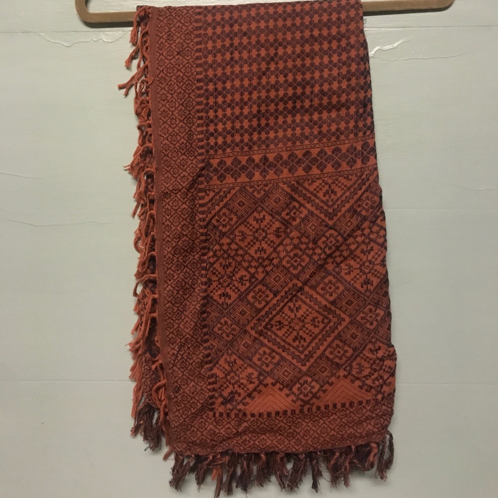 Decorative accessory scarf